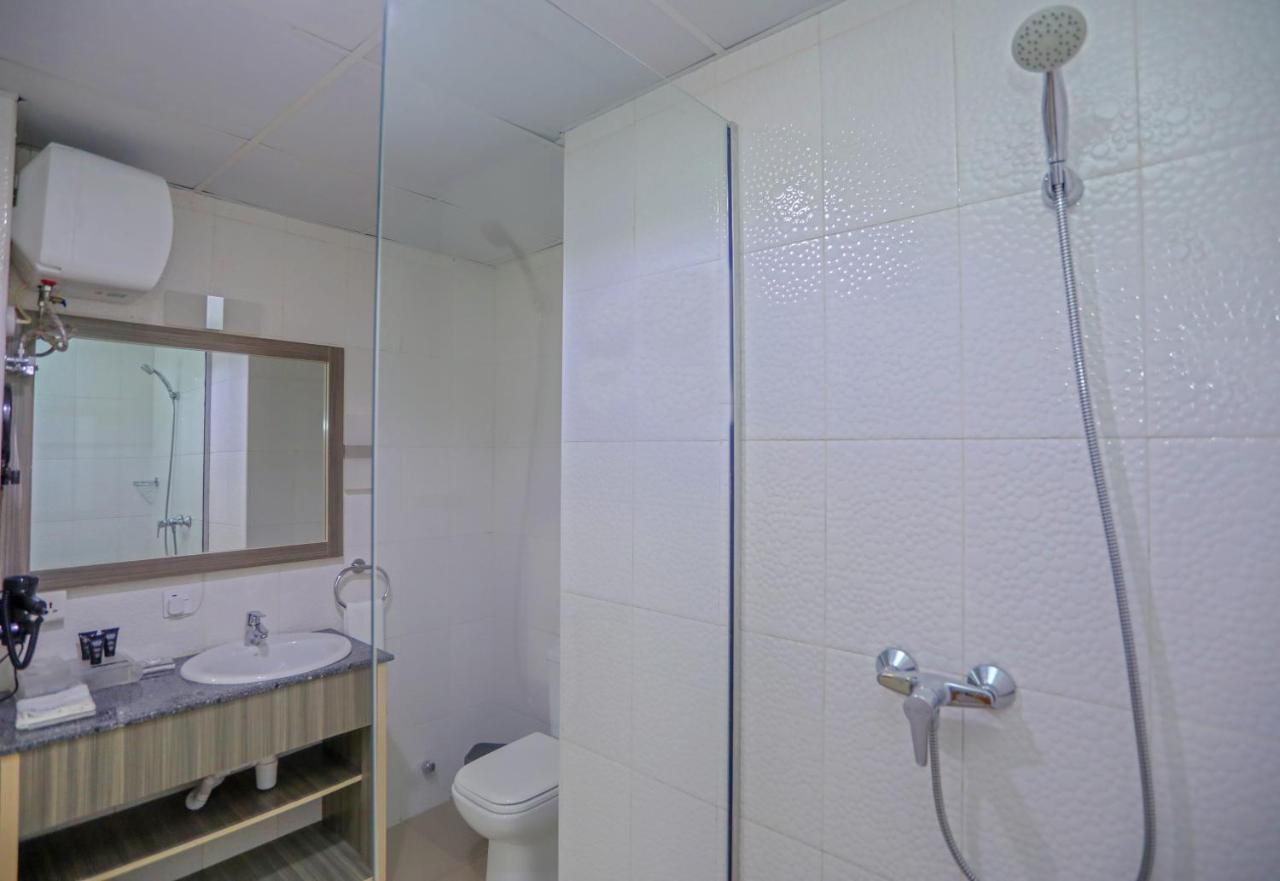 Riviera Suites Lagos Exterior foto