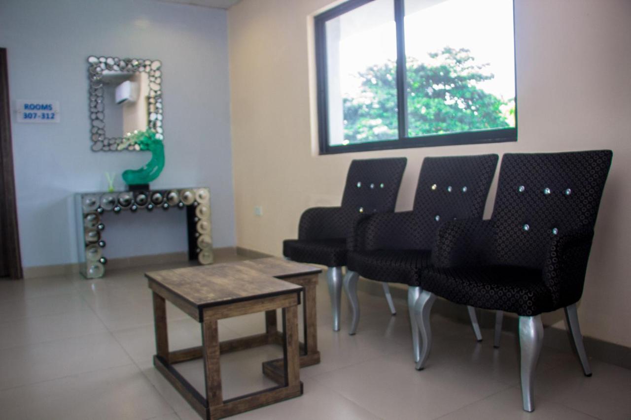 Riviera Suites Lagos Exterior foto